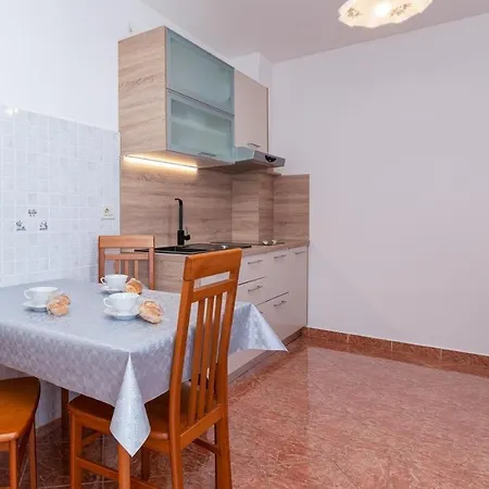 Adriatica Apartament *